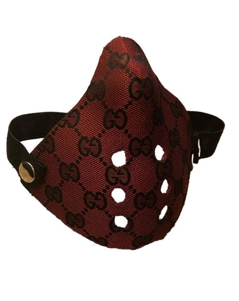 mundschutz von louis vuitton